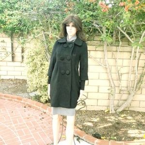 Small Black Peacoat w Big Buttons & Fitted Sleeves